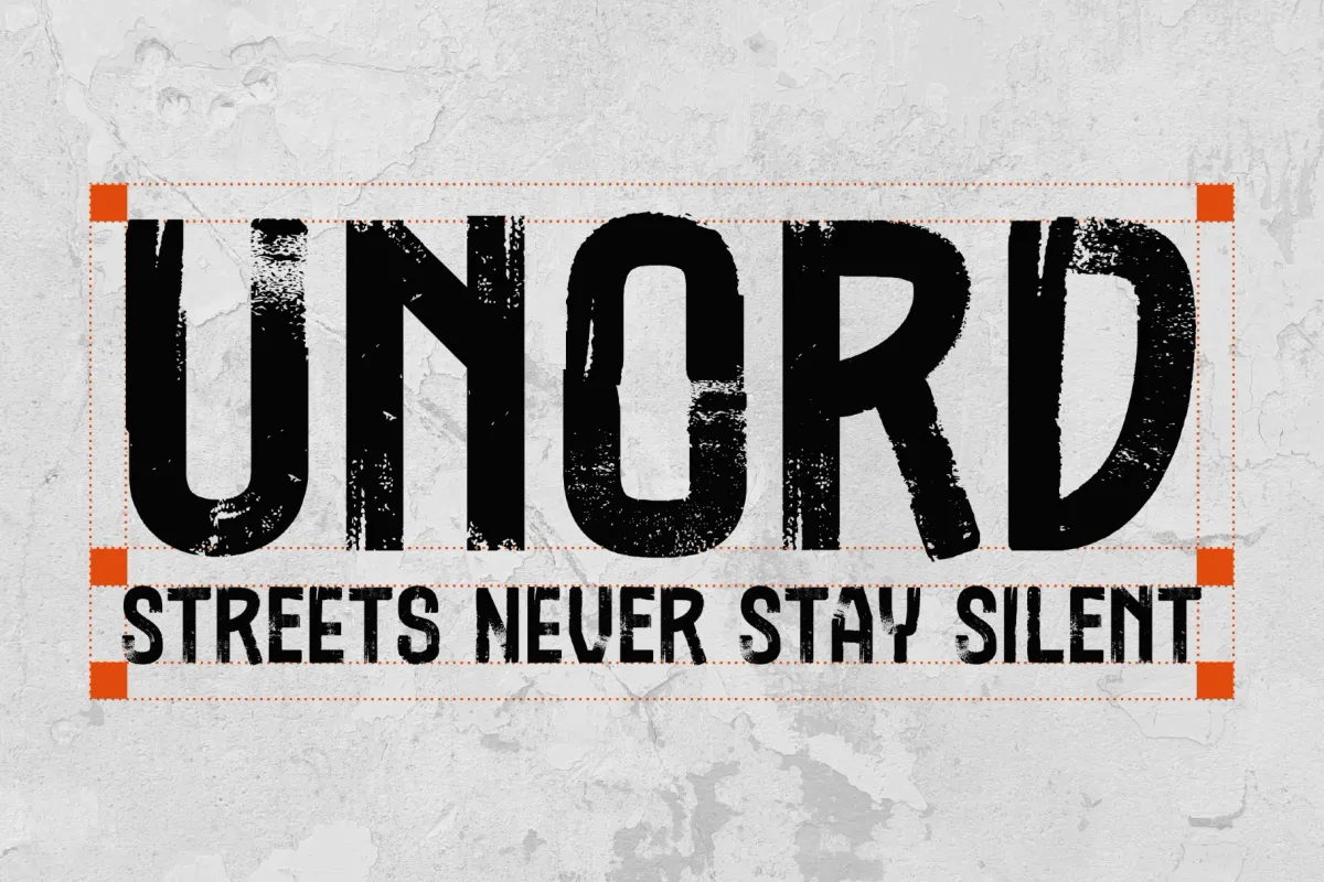 Urban Nomad - Distressed Display Font