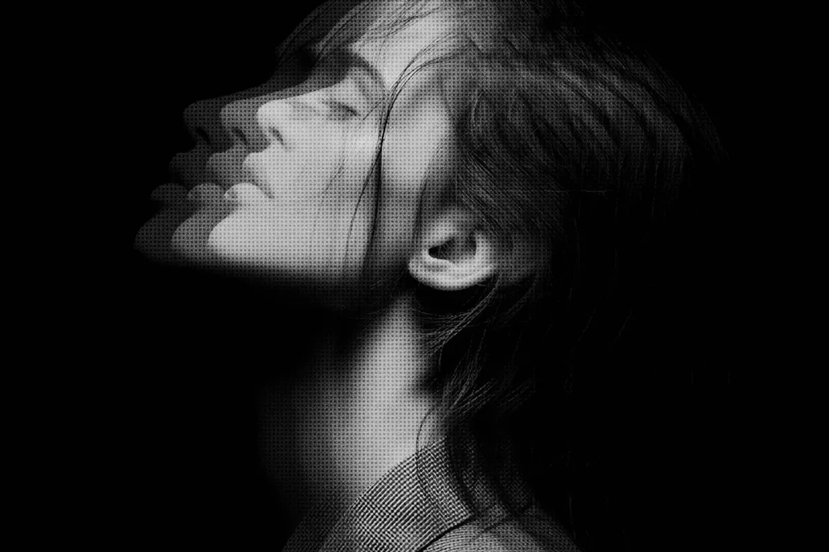 Screen Halftone Photo Effect