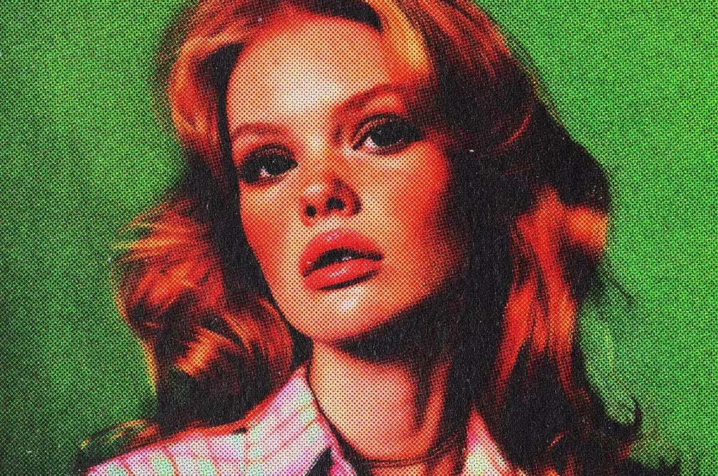 Pop Art Halftone Photo Effect