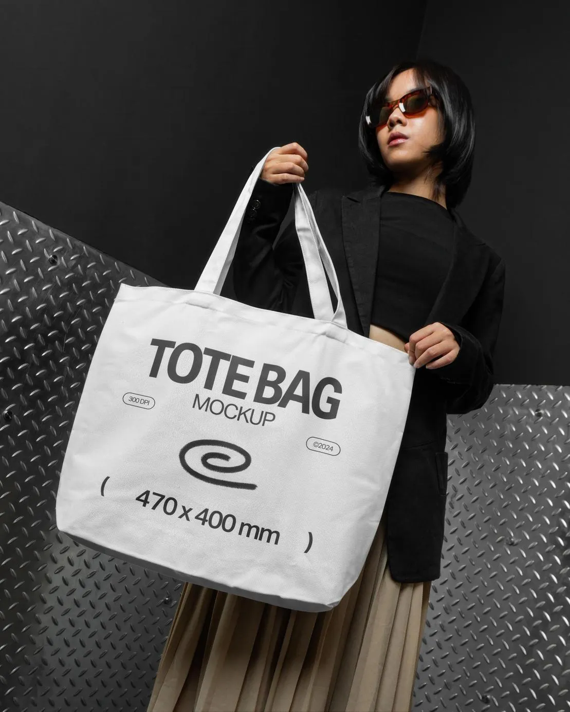 L-Size Tote Bag Mockup