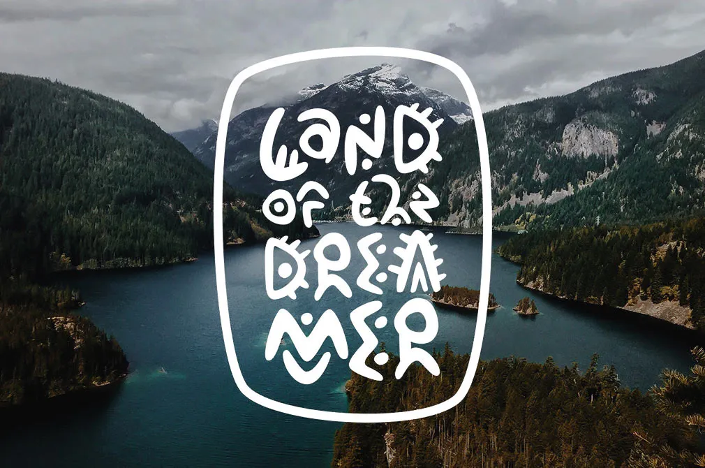 Jelani Display Font