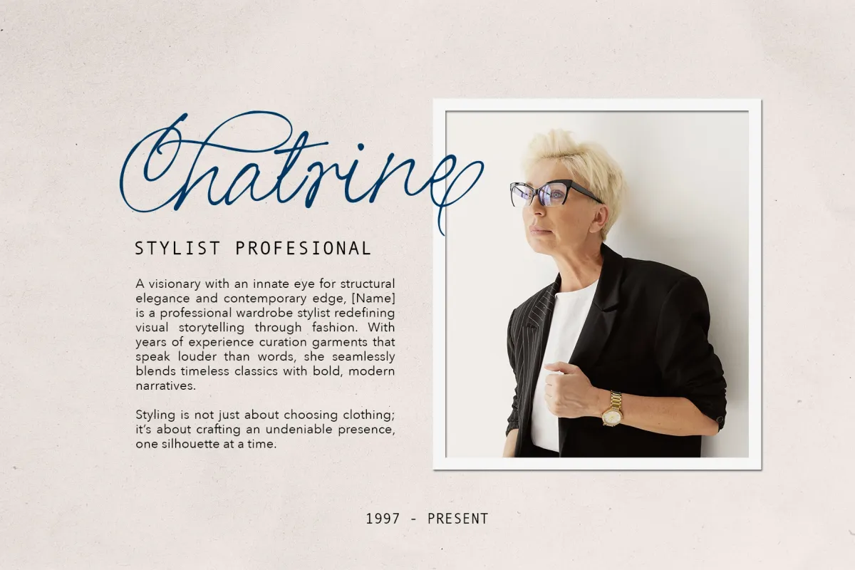 Thirty Pages - Vintage Handwritten Script Font