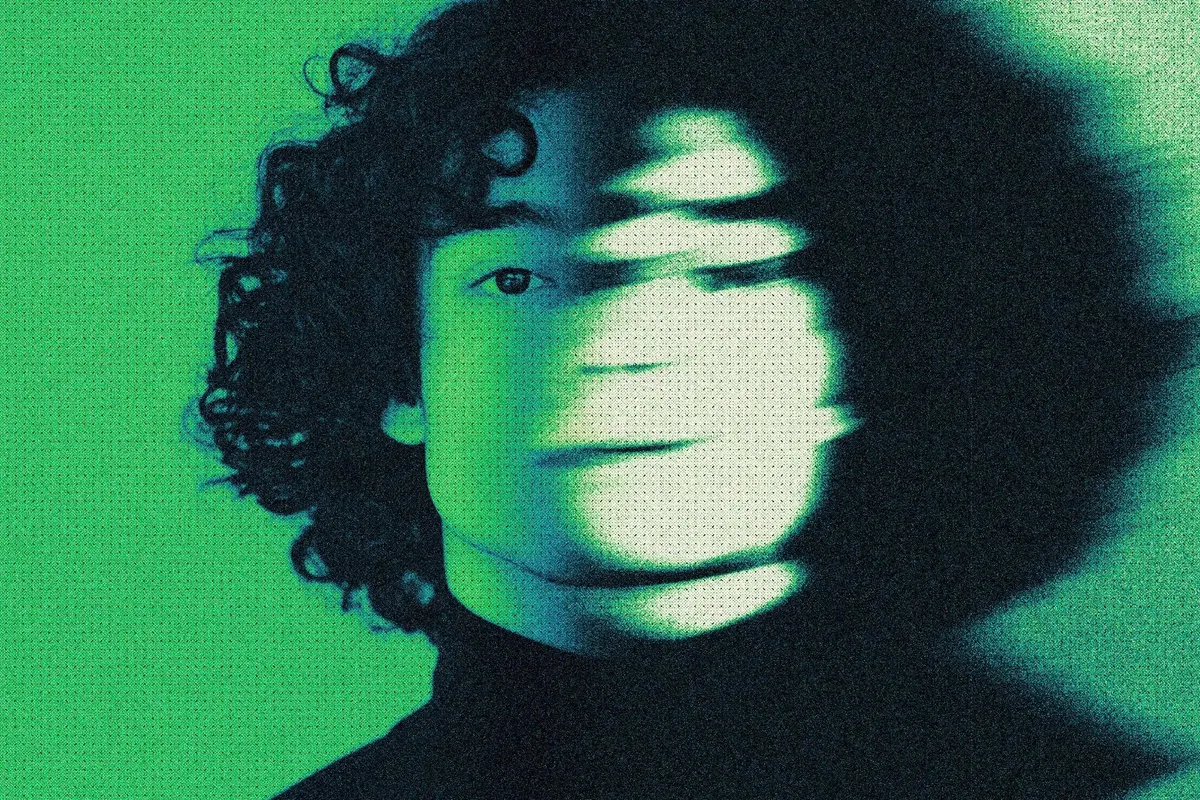 Blurred Halftone Photo Effect