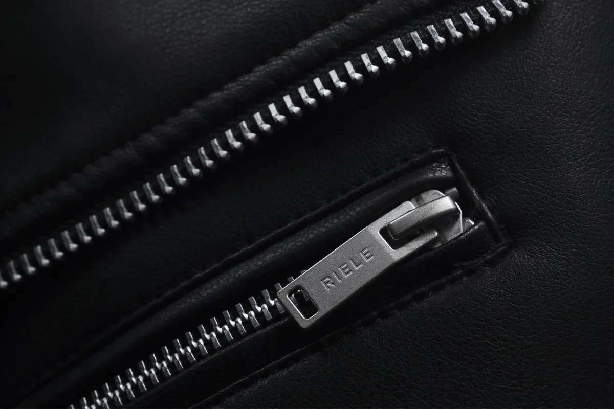 Zipper Hardware Logo Mockup