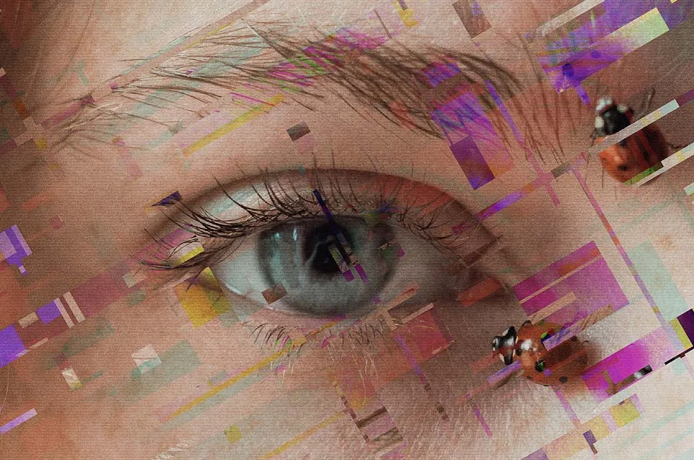 Hologlitch Photoshop Effect