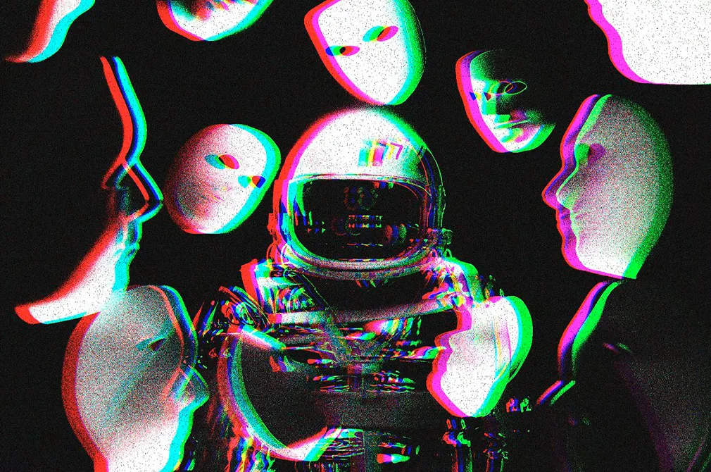 Grain Glitch Photo Effect