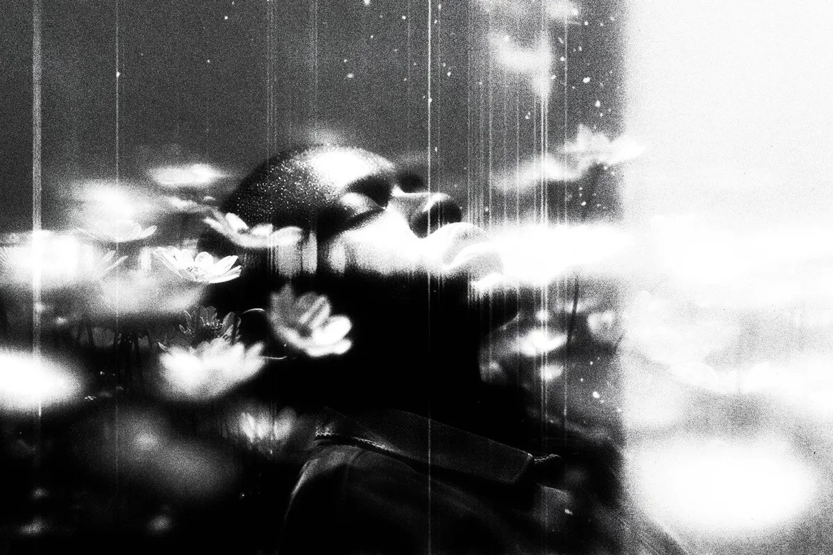 Scratch Cinema Photo Effect