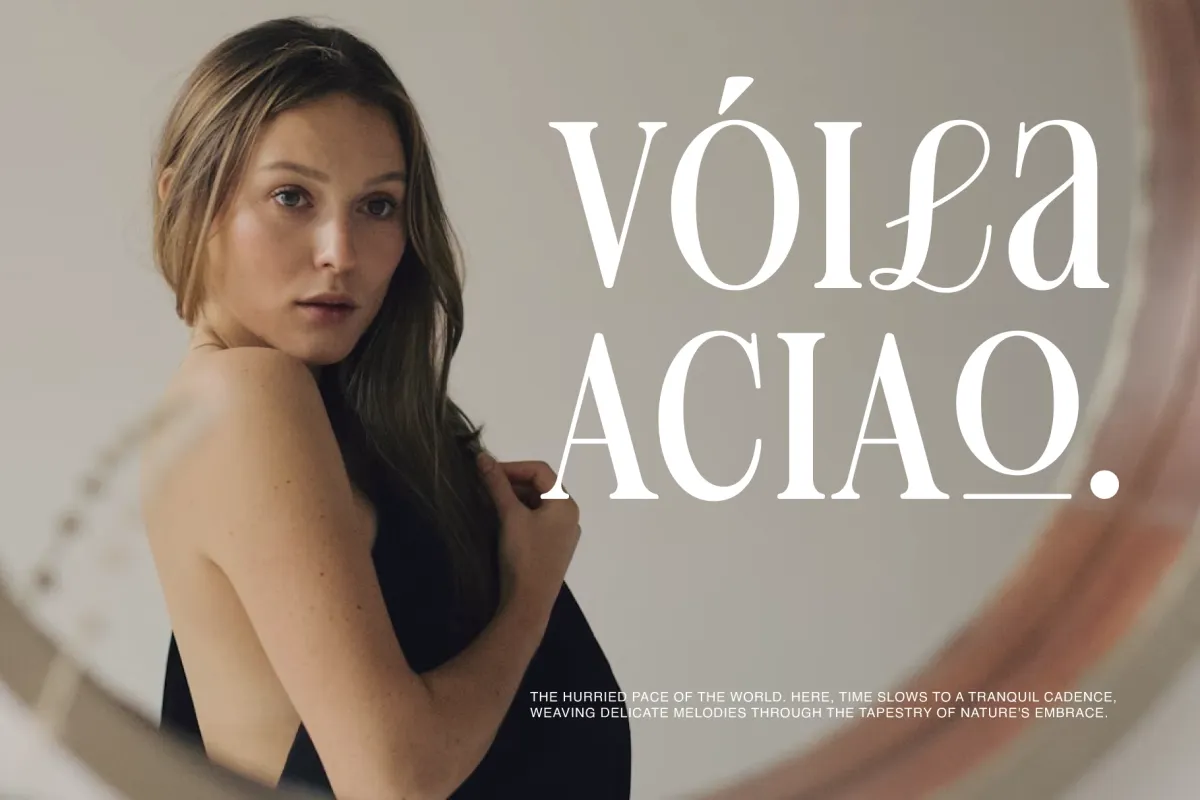 Borne Celine - Elegant Fashion Display Font