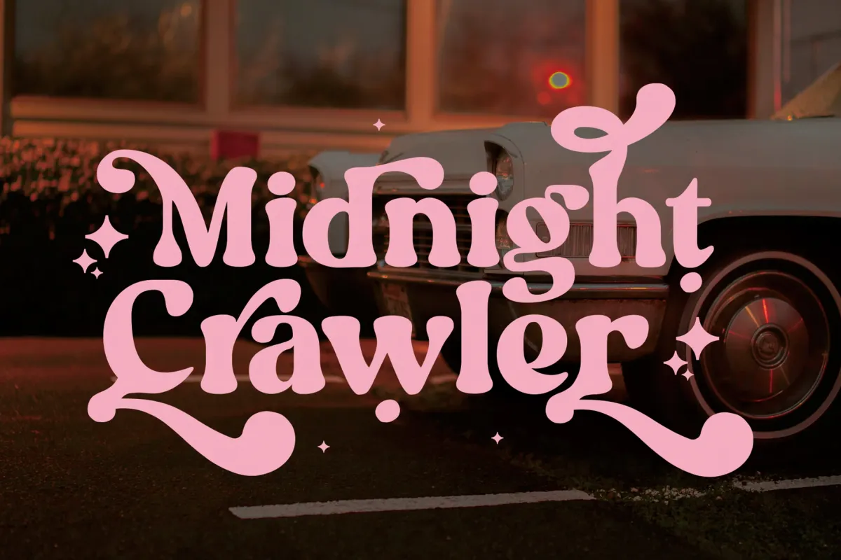 Aekabih Muskey - Whimsical Vintage Serif Font