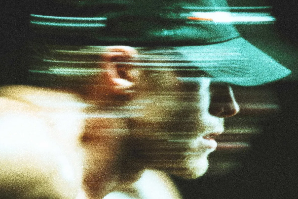 Noise Blur Photo Effect