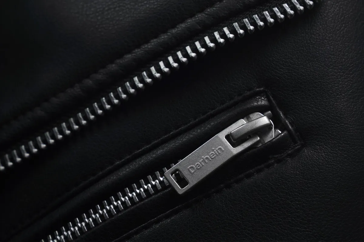 Zipper Hardware Logo Mockup