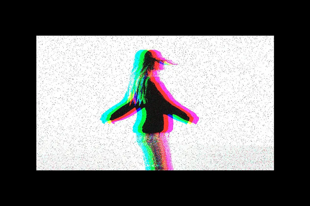 Grain Glitch Photo Effect