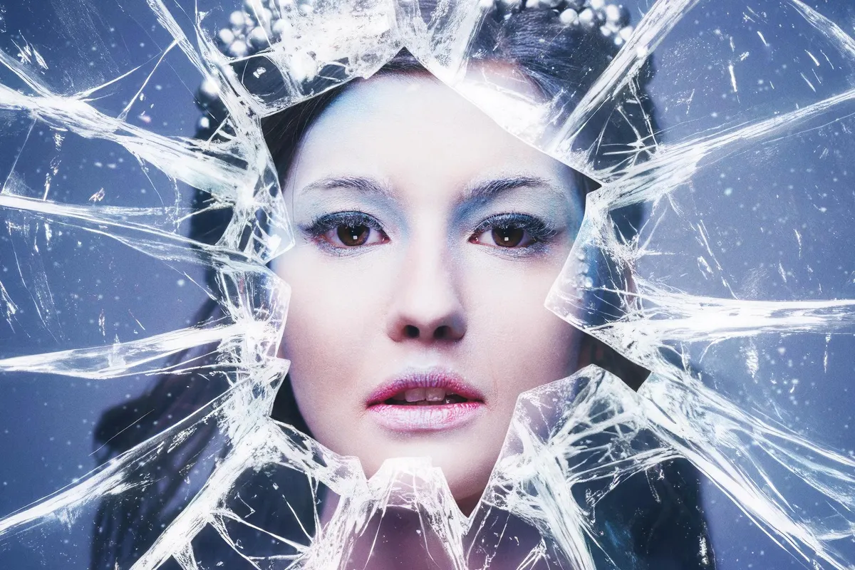 Broken Glass Photo Effect Template