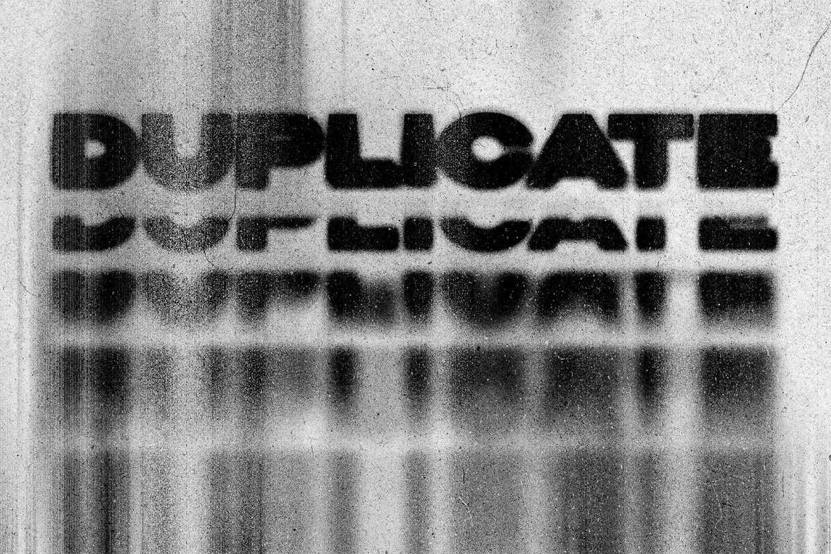 Grunge Duplication Text Effect