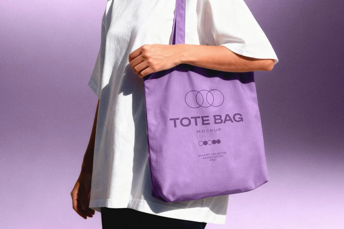 Woman With Bag Mockup