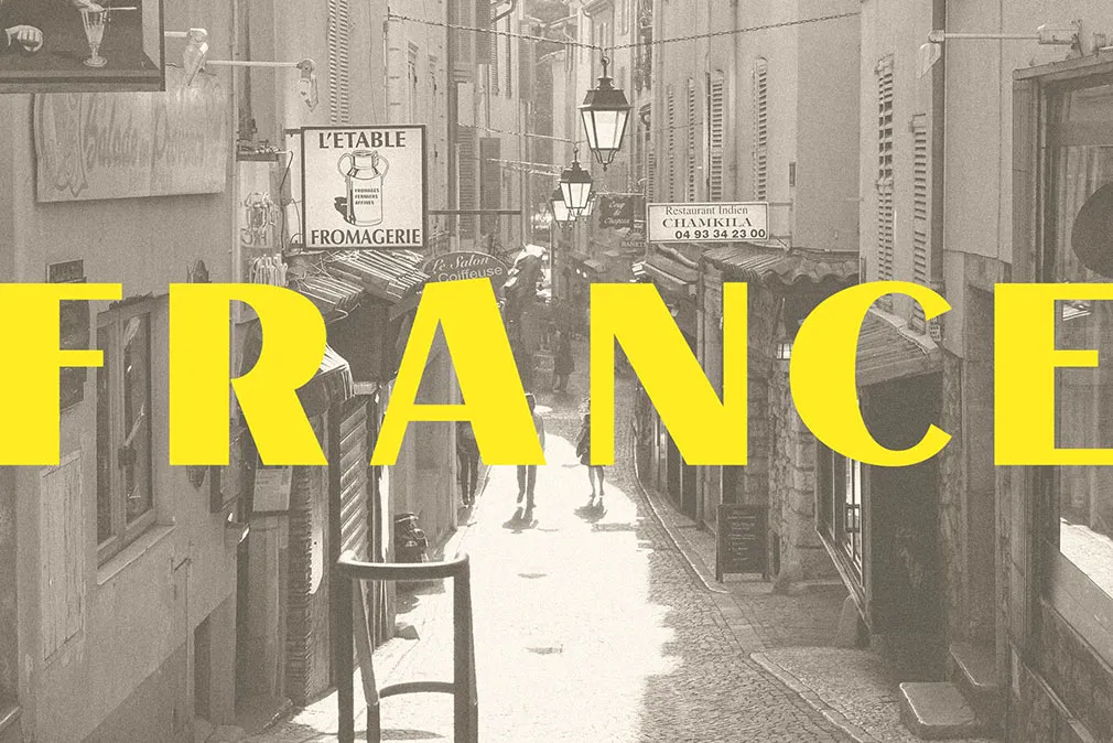 Le Bonjour Font Family