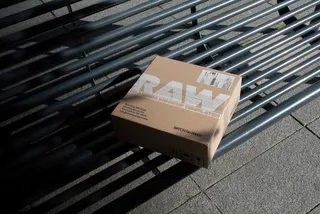 RAW Parcel Box Mockup