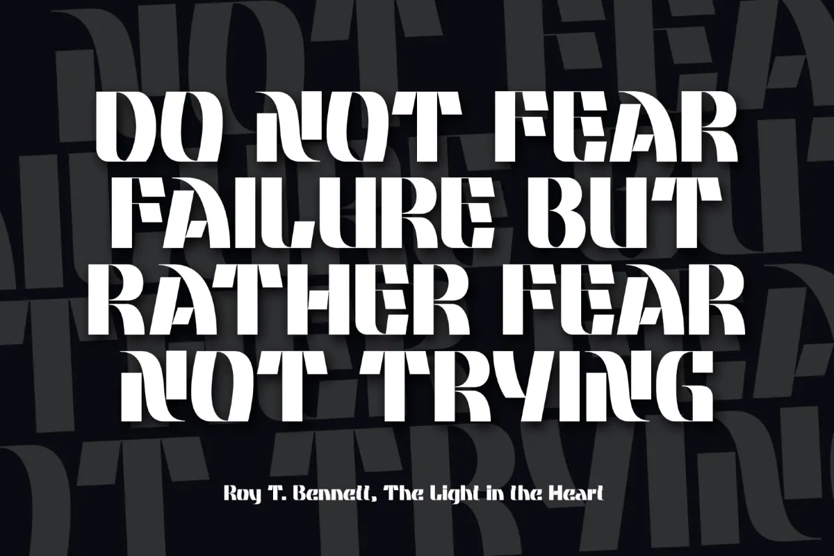 Noyr - Modern Bold Display Typeface