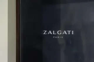 Classy Retail Storefront Logo Mockup