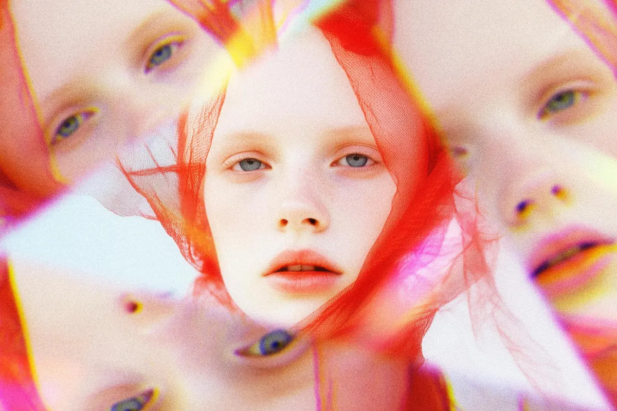 Refract Prismatic Photo Effect