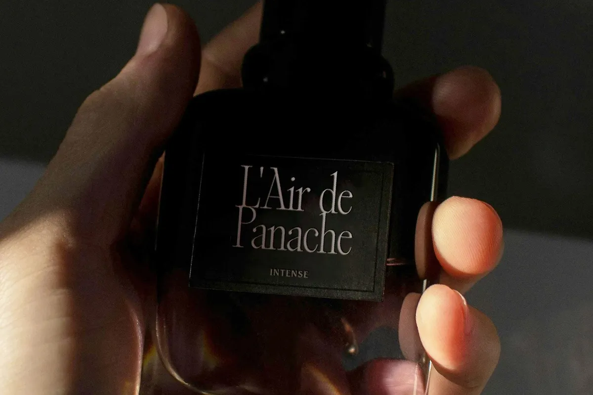 Alizee — Classy Hybrid Serif