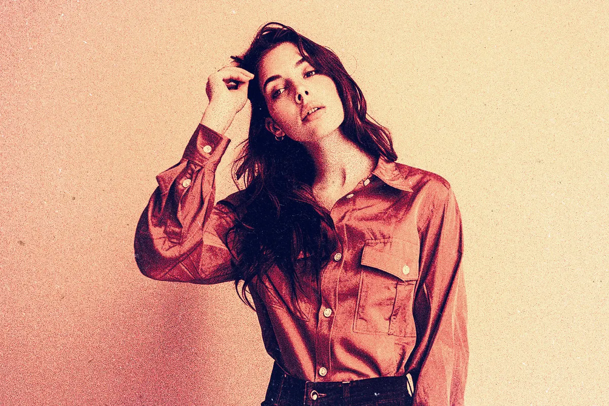 Retro Grainy Duotone Photo Effect