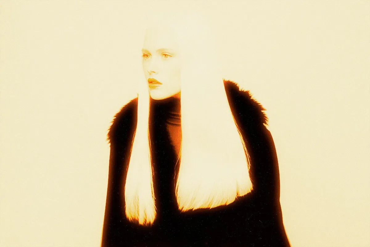 Golden Glowing Photo Effect
