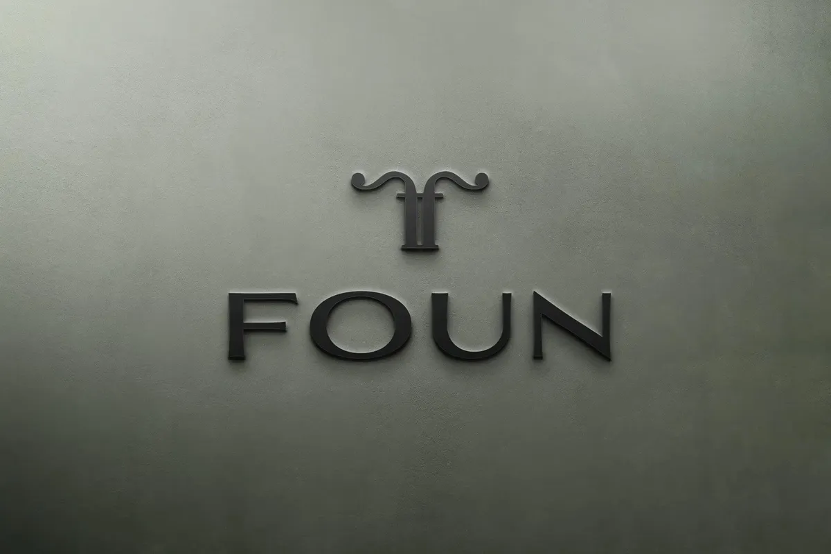 3D Metal Sign Mockup