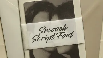 Smooch Script Font