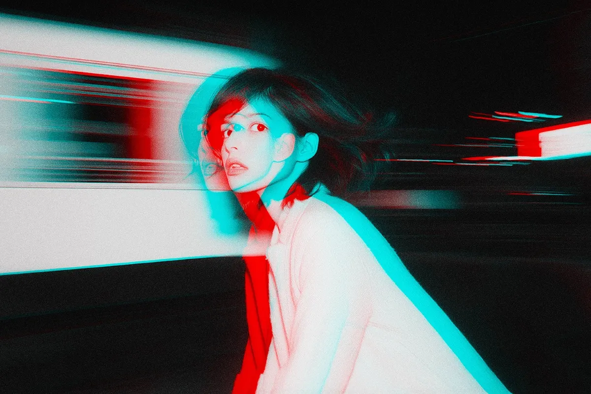 Anaglyph Glitch Photo Effect