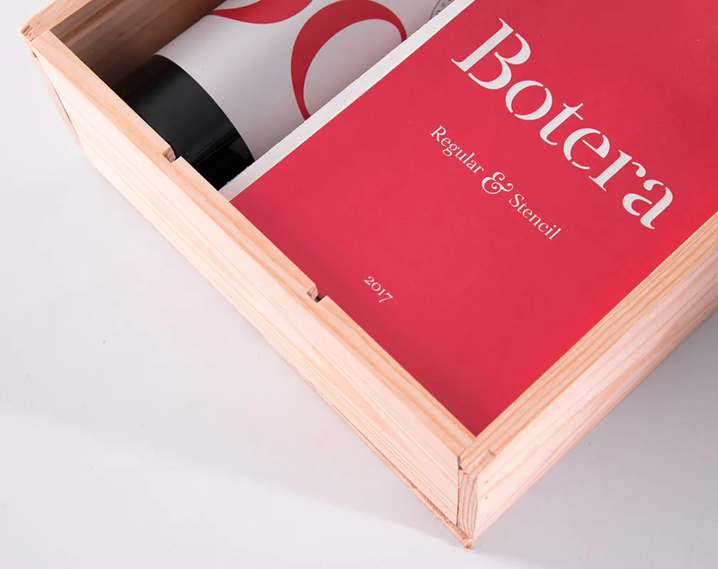 Botera Stencil Font