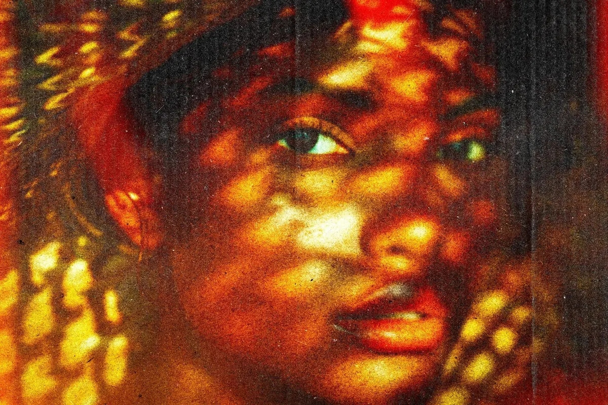 Old Leaked Photo Card Effect