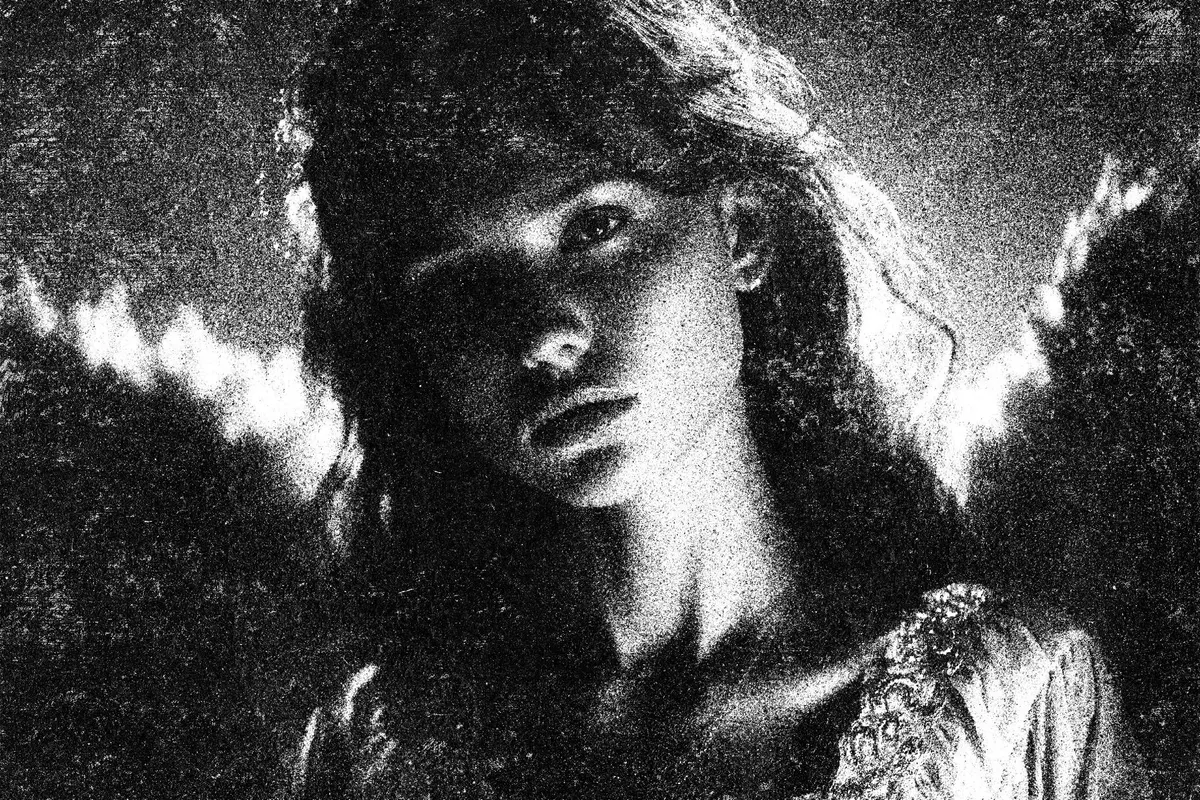 B&W Dust Paper Card Photo Effect