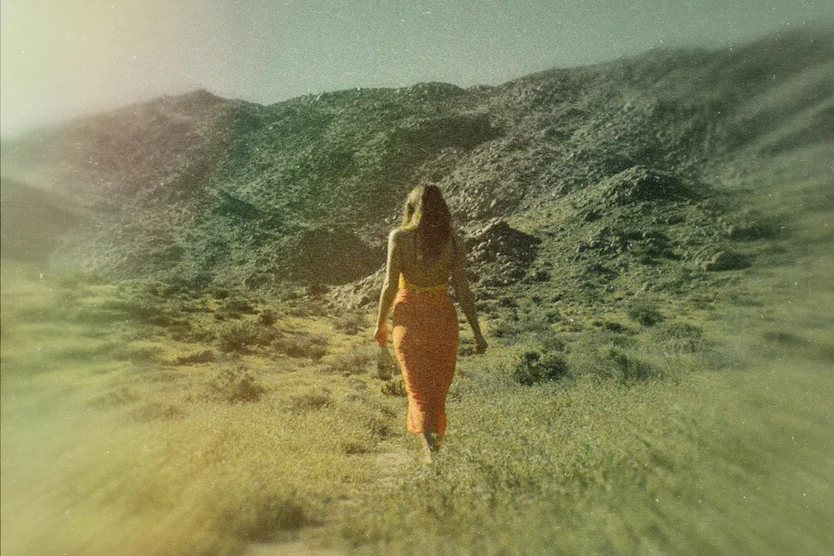 Blurred Cinema Photo Effect