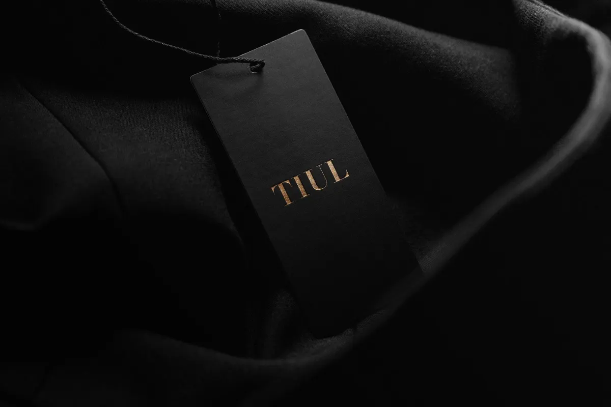 Logo Mockup Black Luxury Tag