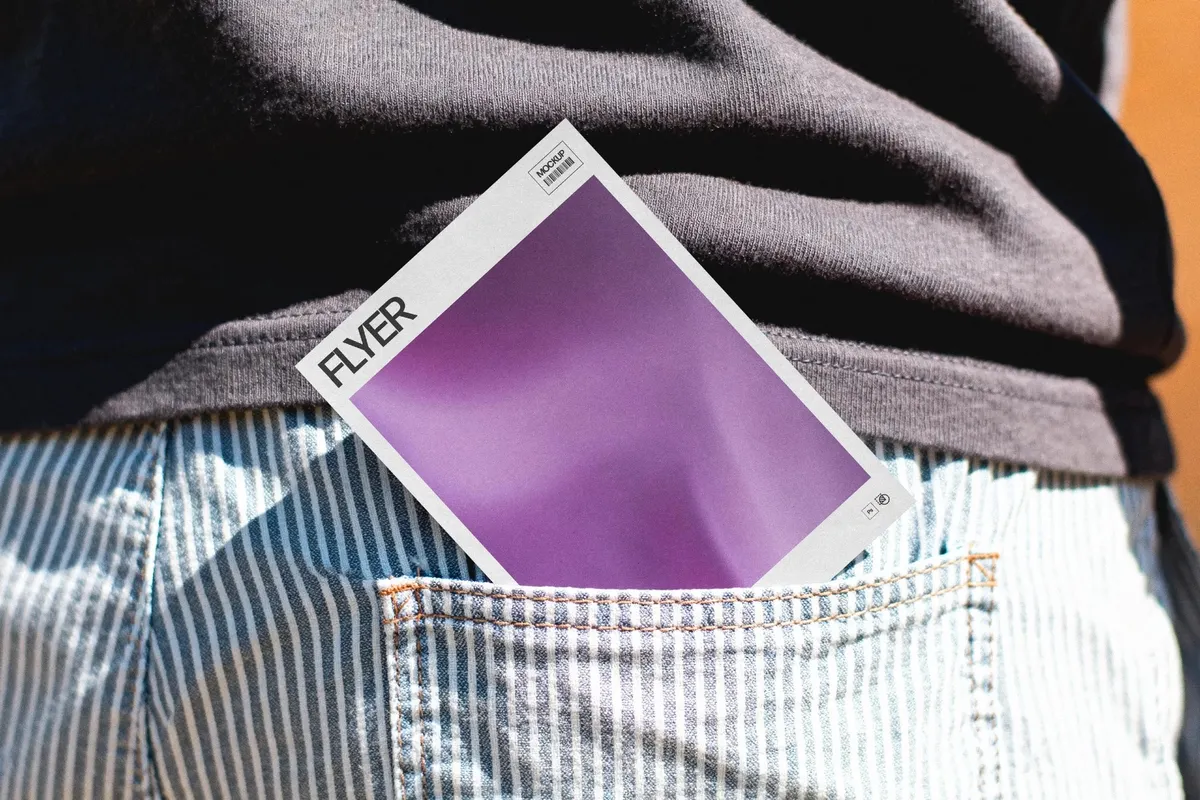 Flyer Mockup in Pocket