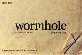 Wormhole Type – Glitch Font