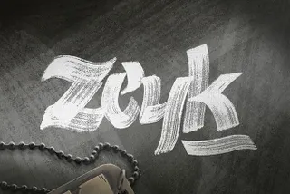Zeyk Brush Typeface