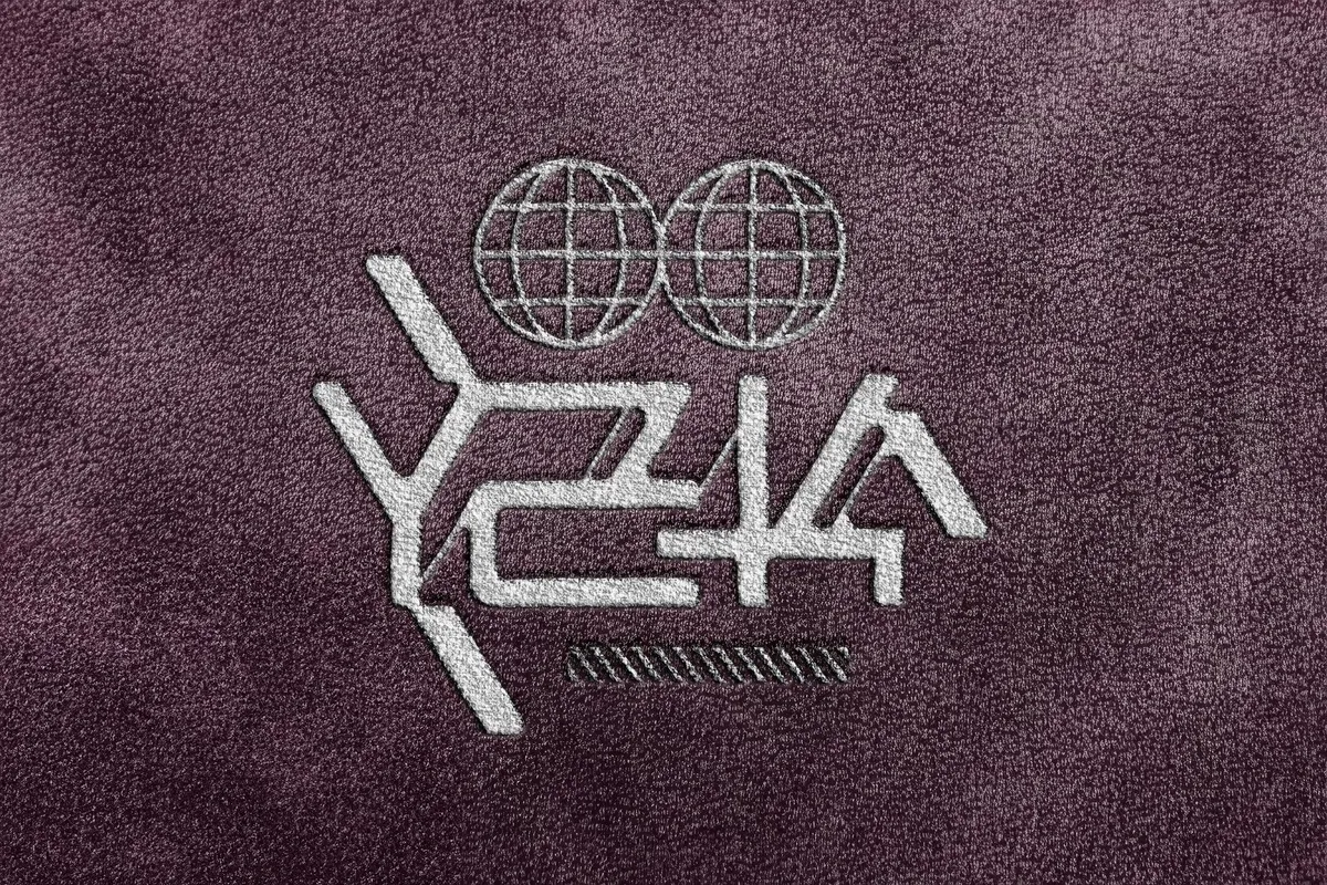 Fabric Embroidery Effect