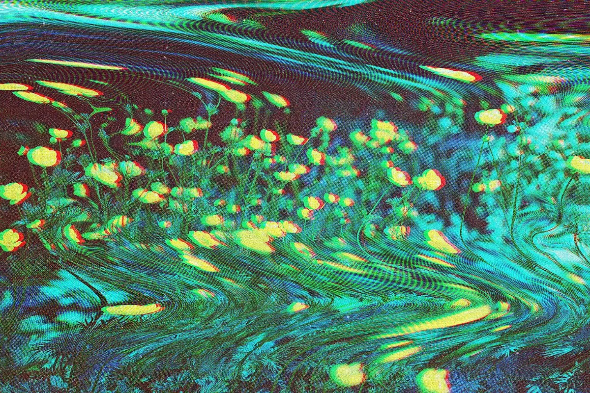VHS Glitch Art Photo Effect