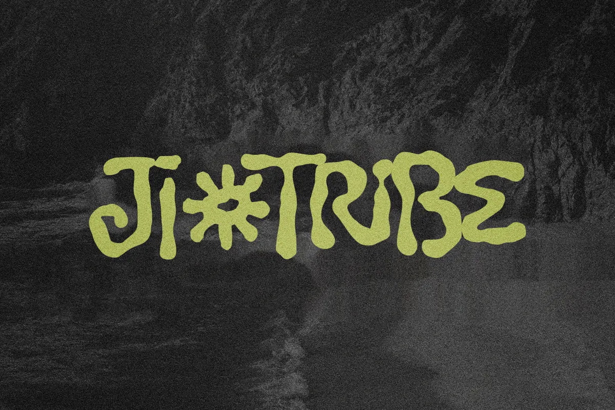 Jiotribe - Groovy Liquid Display Font