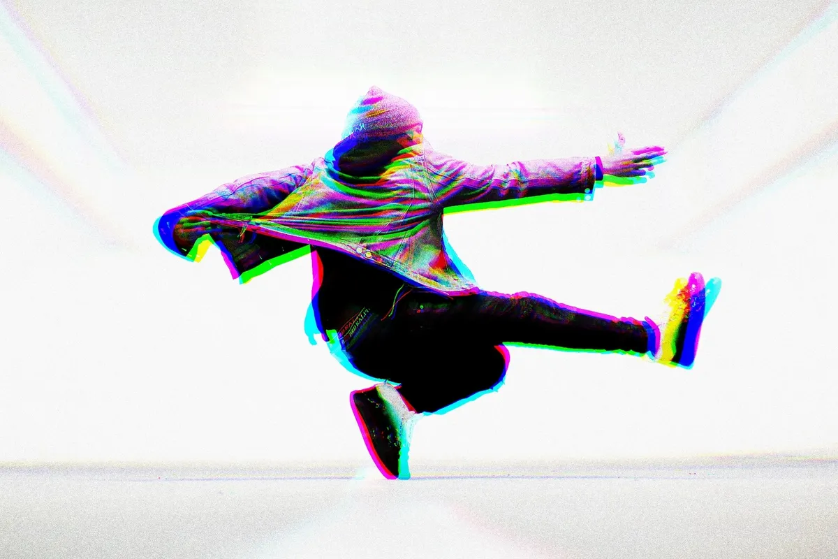 Glitch Aberration Photo Effect