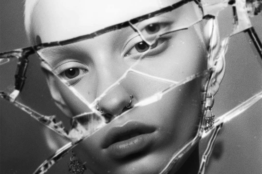 Fractured Mirror Photo Effect Vol.1