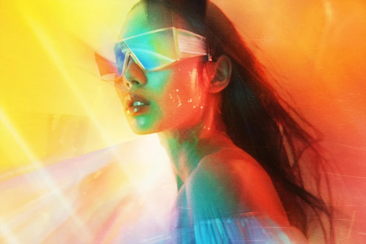 Motion Glow Photo Effect