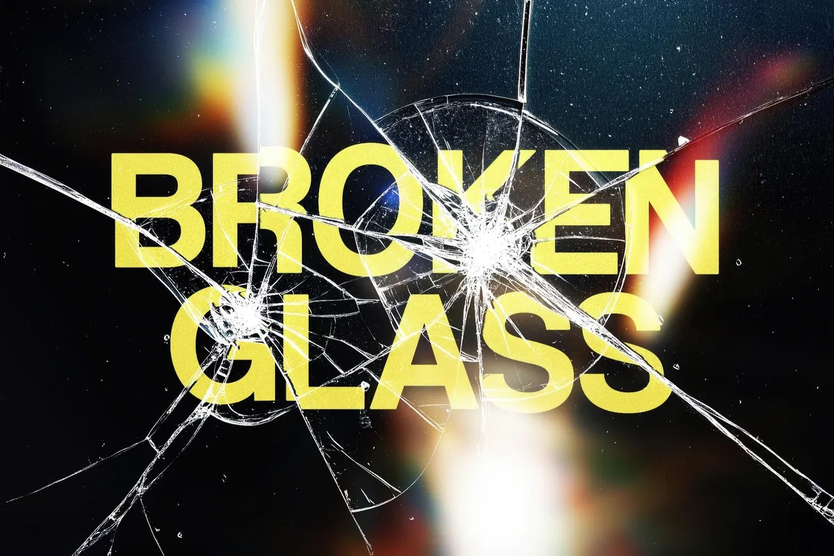Broken Glass Text Effect