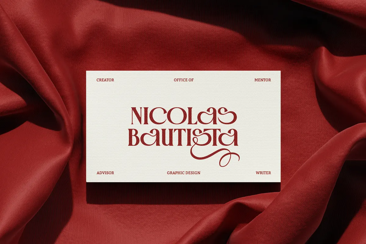 Crown Majestic - Stylish Swash Serif Font