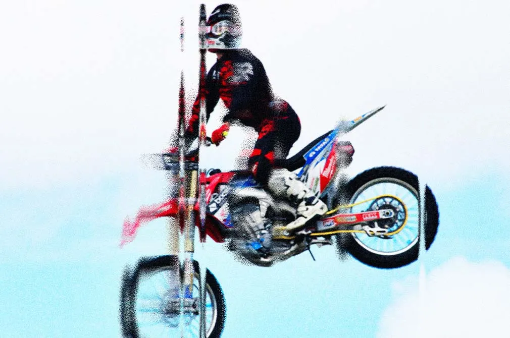 Distortion Photo Effect