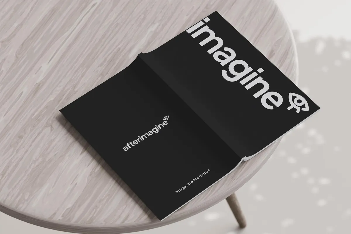 Cover Magazine Mockup