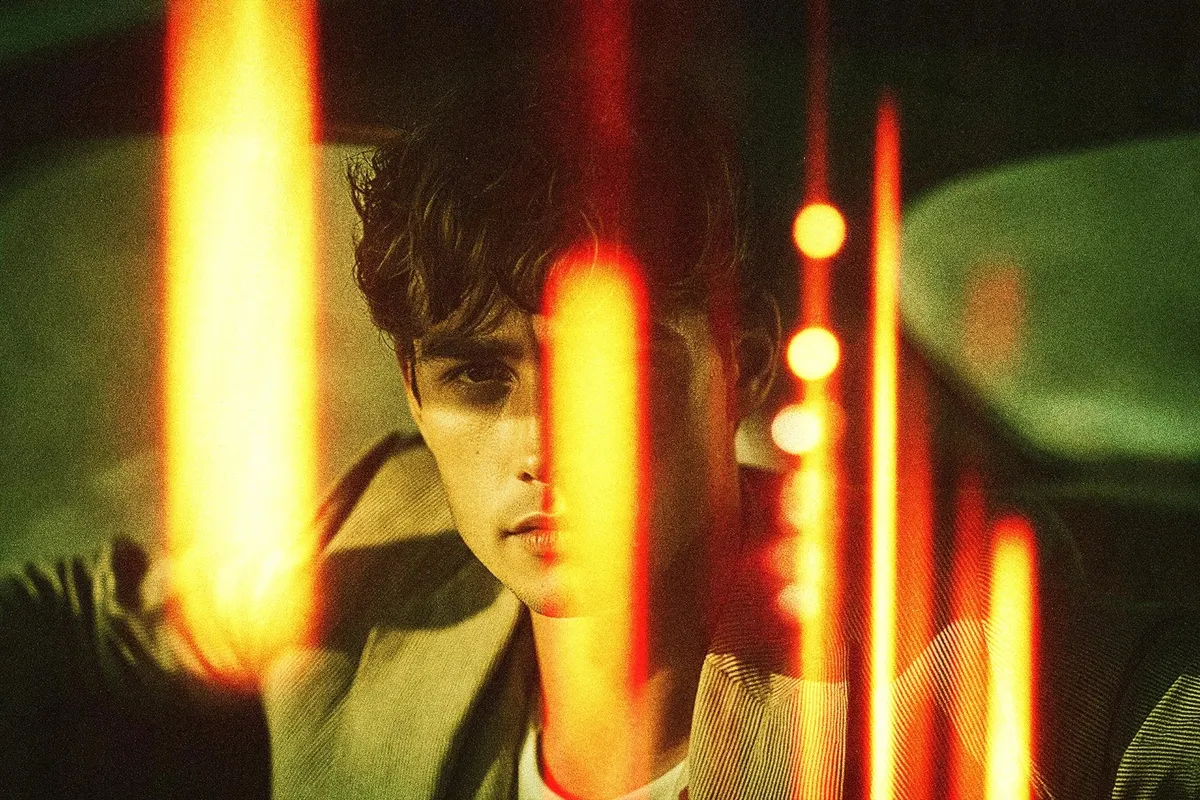 1990 Camera Leaks Photo Effect