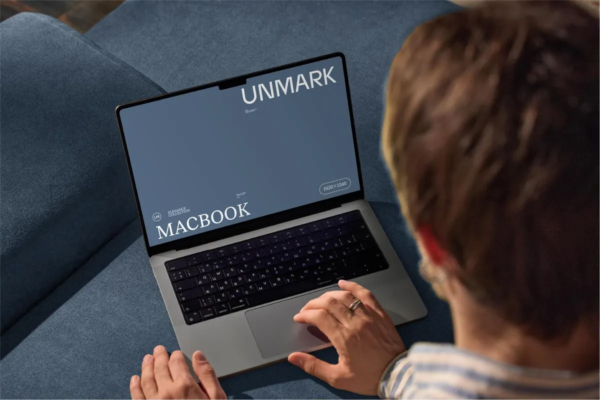 Presentation MacBook Mockup
